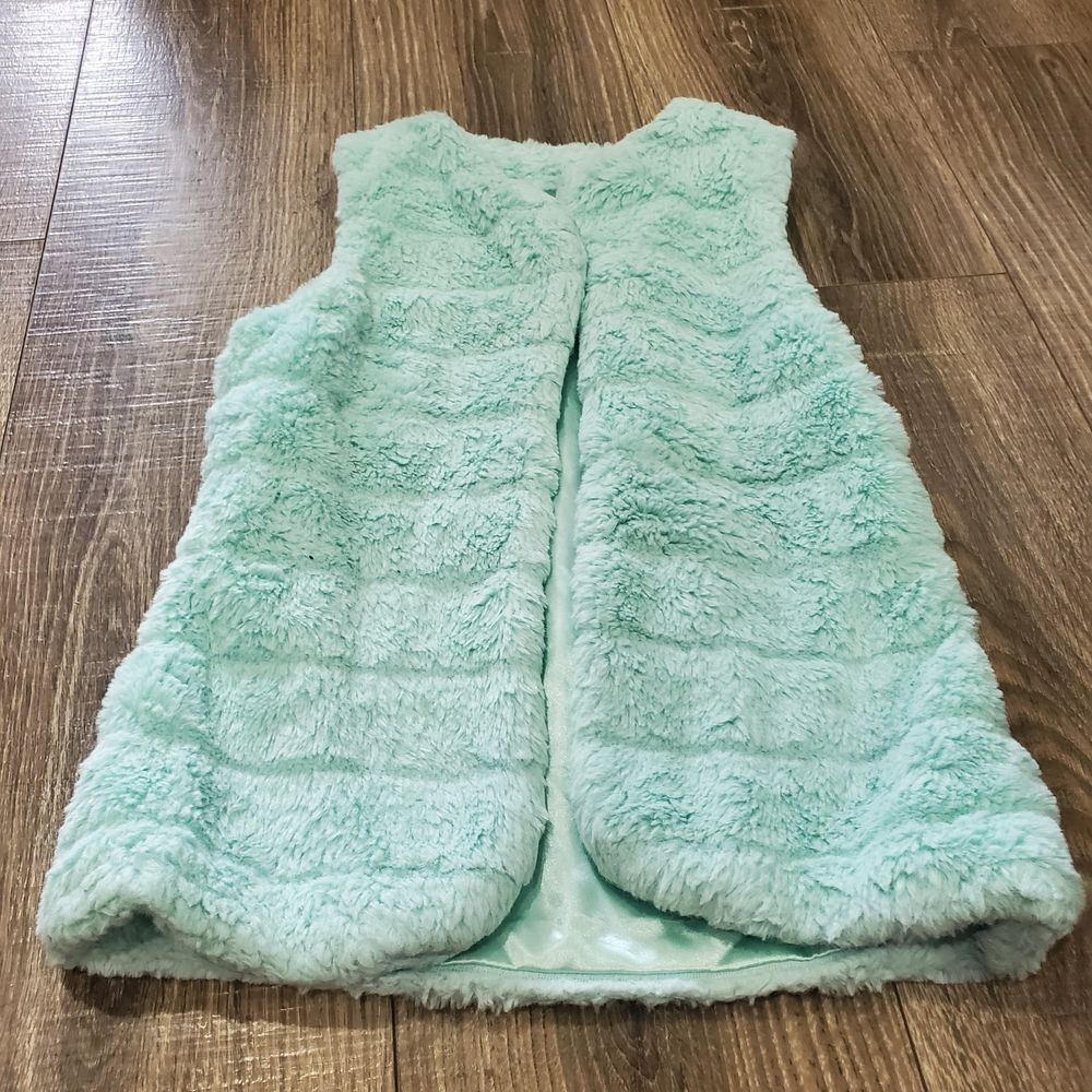 Girl Fur Vest Size M Light Green Faux Fur Vest